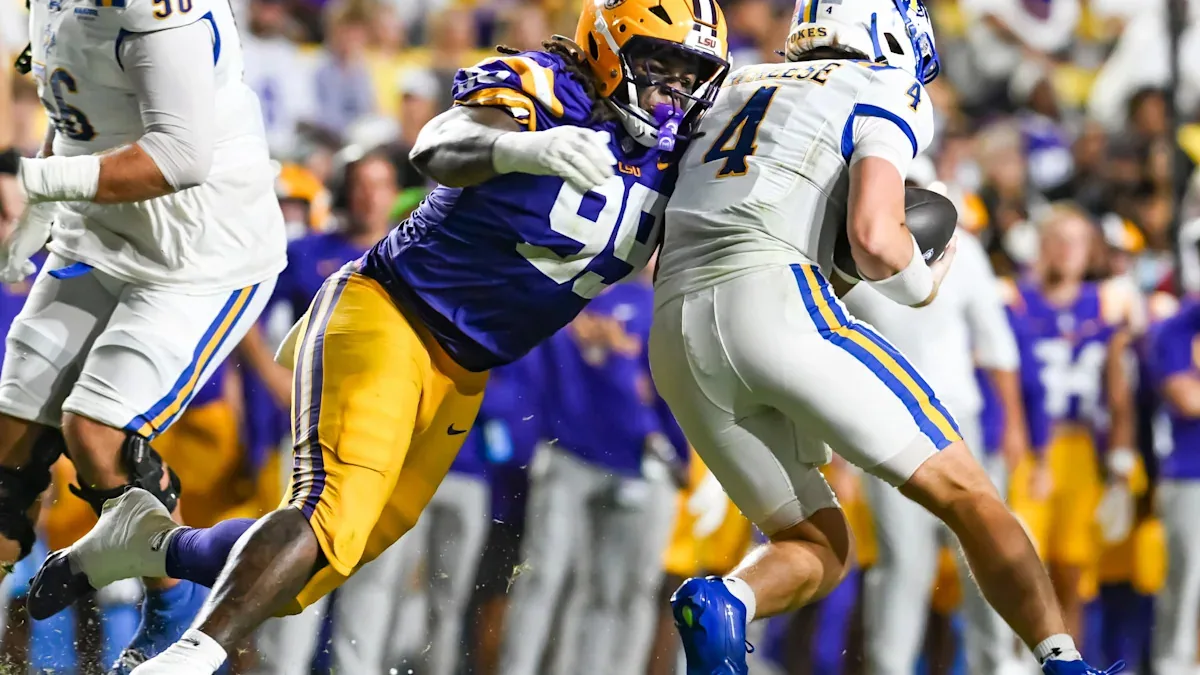 LSU Football Set To Face Kentucky In Key SEC Match
