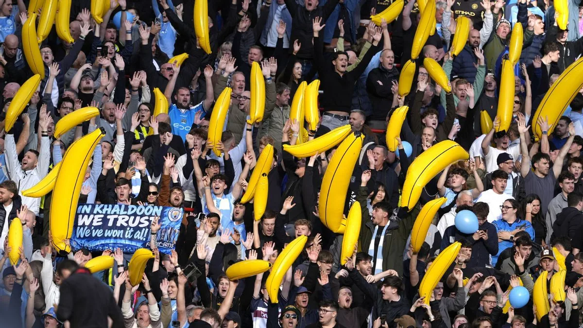Man City Fans Bring Inflatable Bananas to Anfield