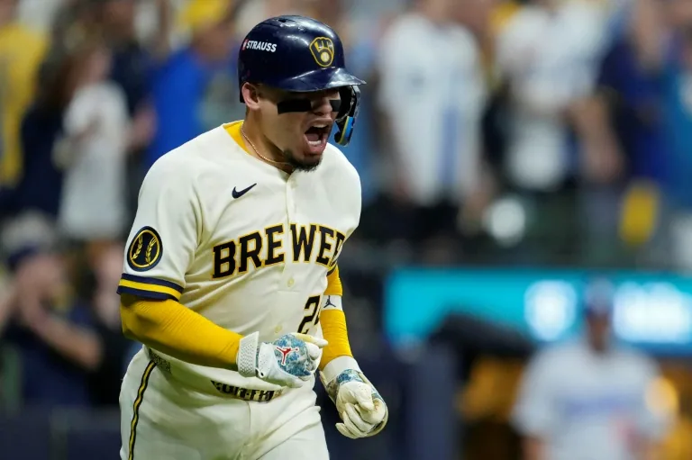 Brewers take 2-0 NLCS lead over Dodgers