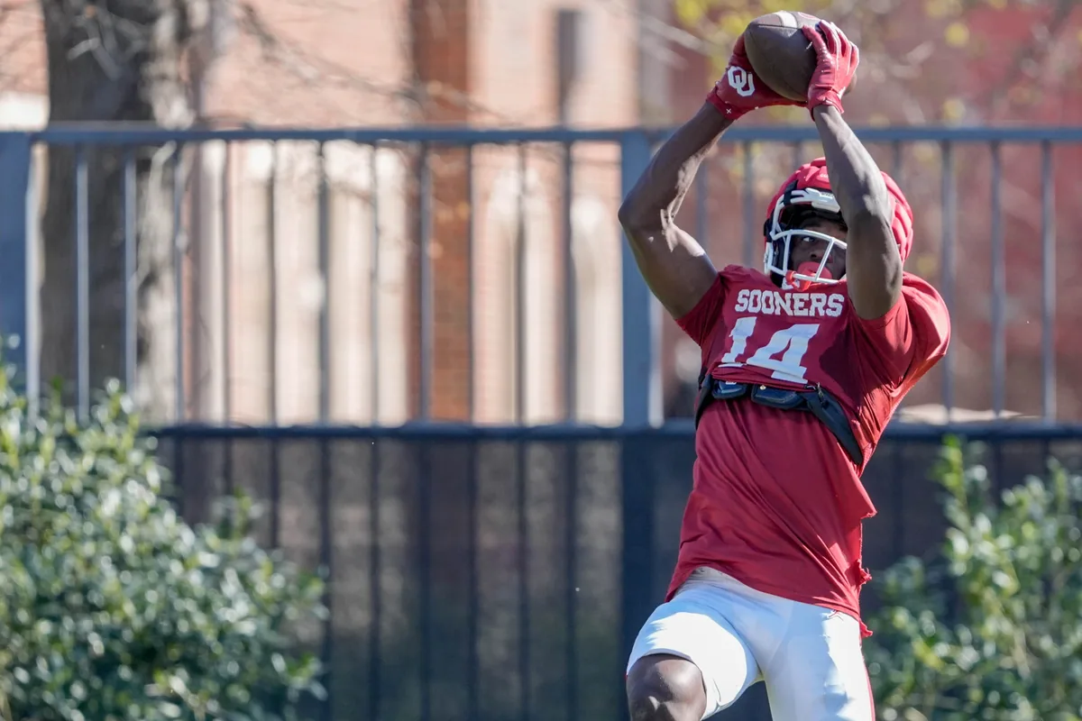 Oklahoma's key players face Texas in rivalry game