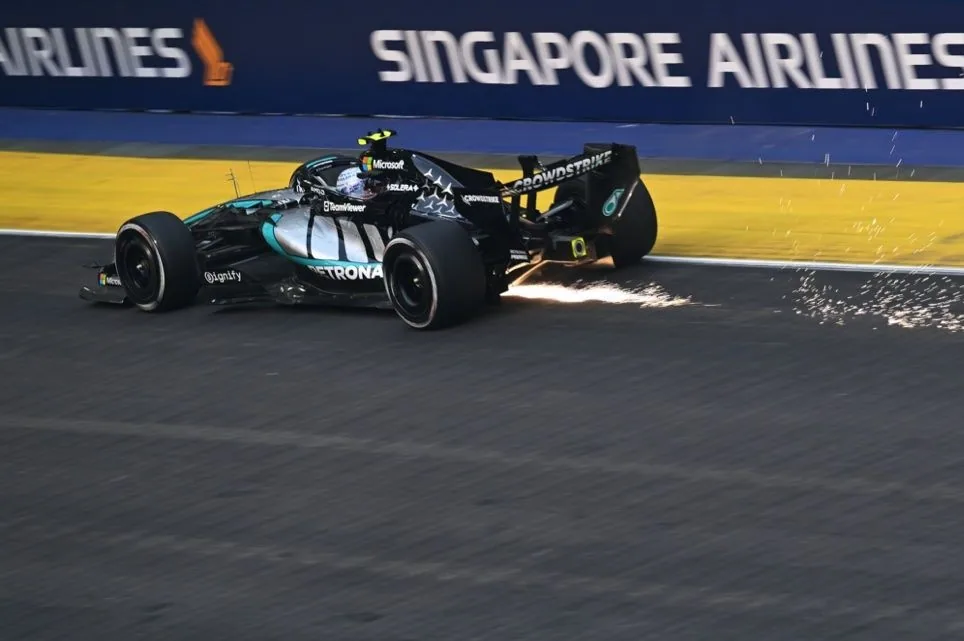 Mercedes uses two drivers for Singapore GP testing
