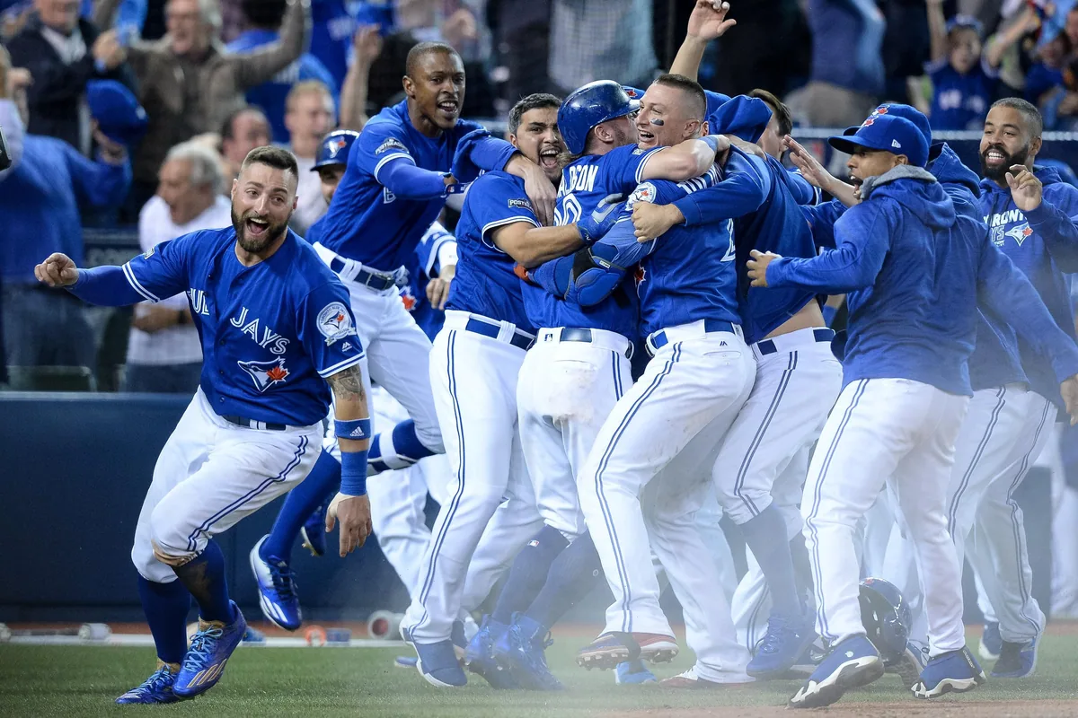 Blue Jays clinch ALDS sweep with Donaldson's game winner