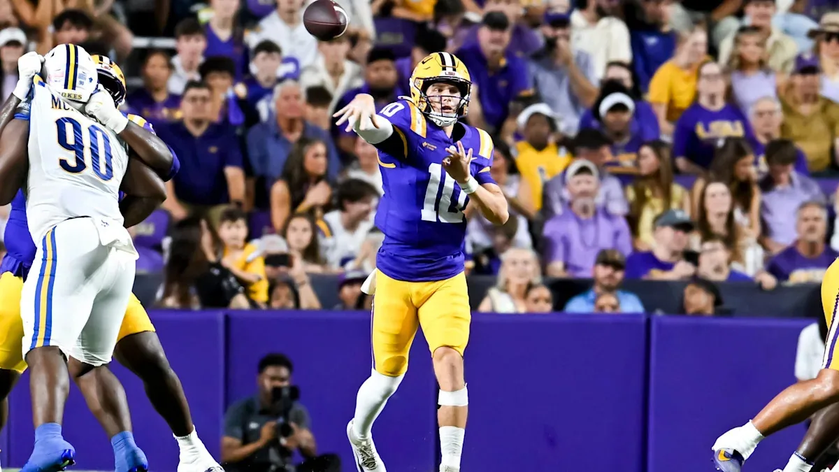 LSU QB battle pits Leavitt against Kentucky's Minchey