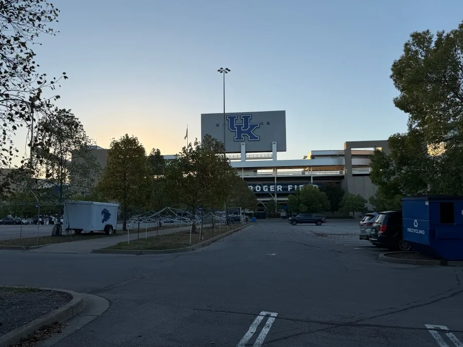 Kentucky hosts LSU at Kroger Field