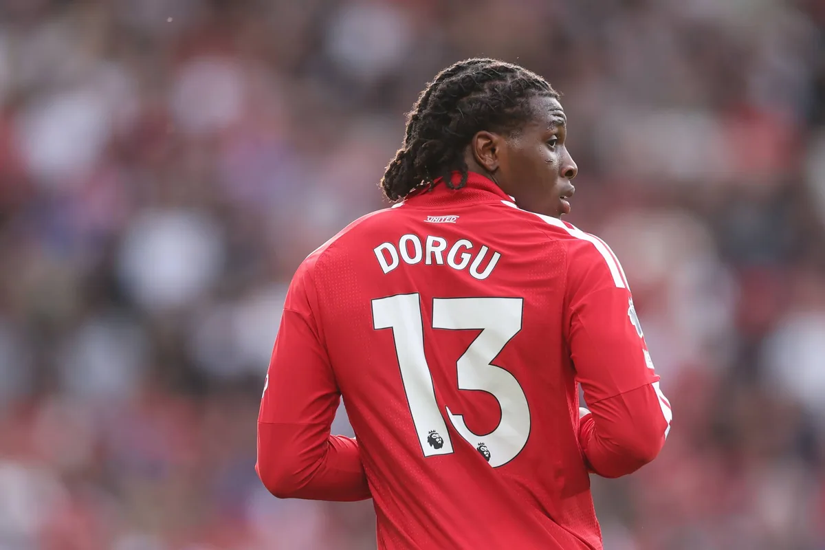Man Utd's Dorgu Out for Weeks Ahead of Spurs Clash