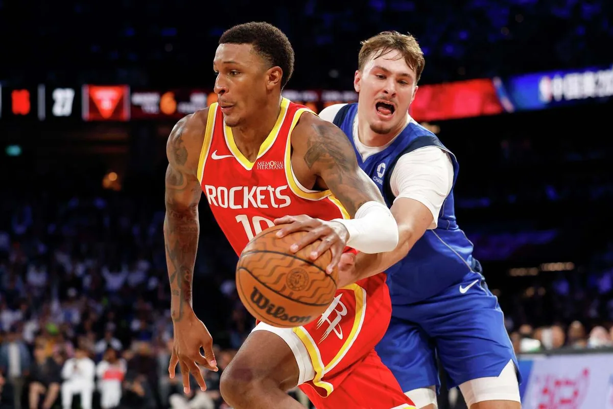 VanVleet contributes in Rockets' preseason win