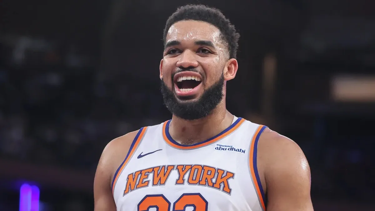 knicks delay towns deal as talks stall