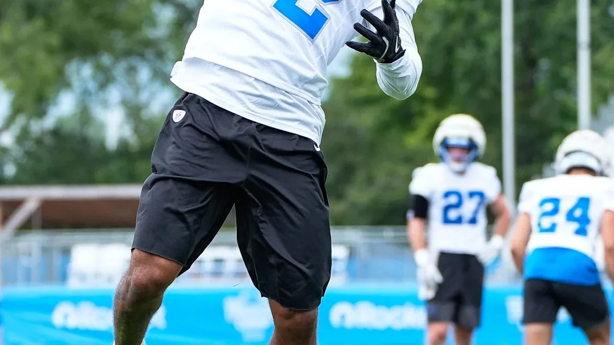 Lions cautious with Branch, Mays ahead of Cardinals game