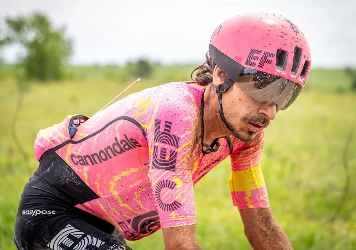 Australian cyclist sets pace on US endurance ride