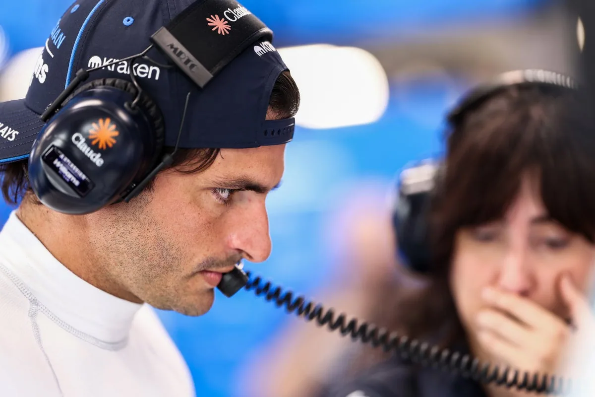 F1 technical error disrupts sprint qualifying in Singapore